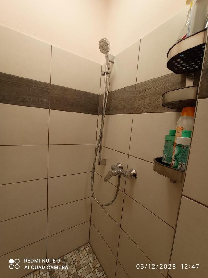 Rince Apartment ลาร์ ภายนอก รูปภาพ